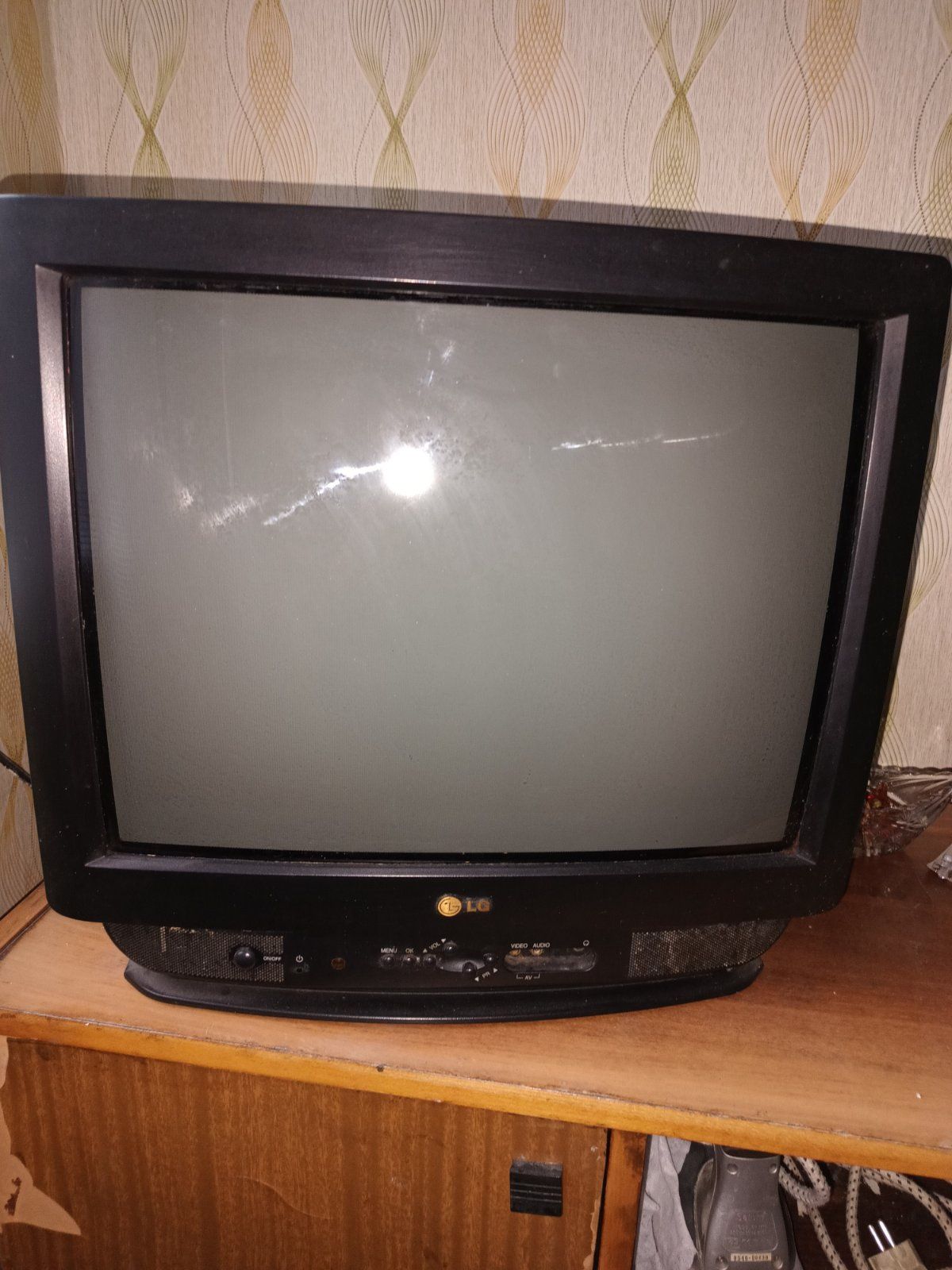 Телевизор.     LG