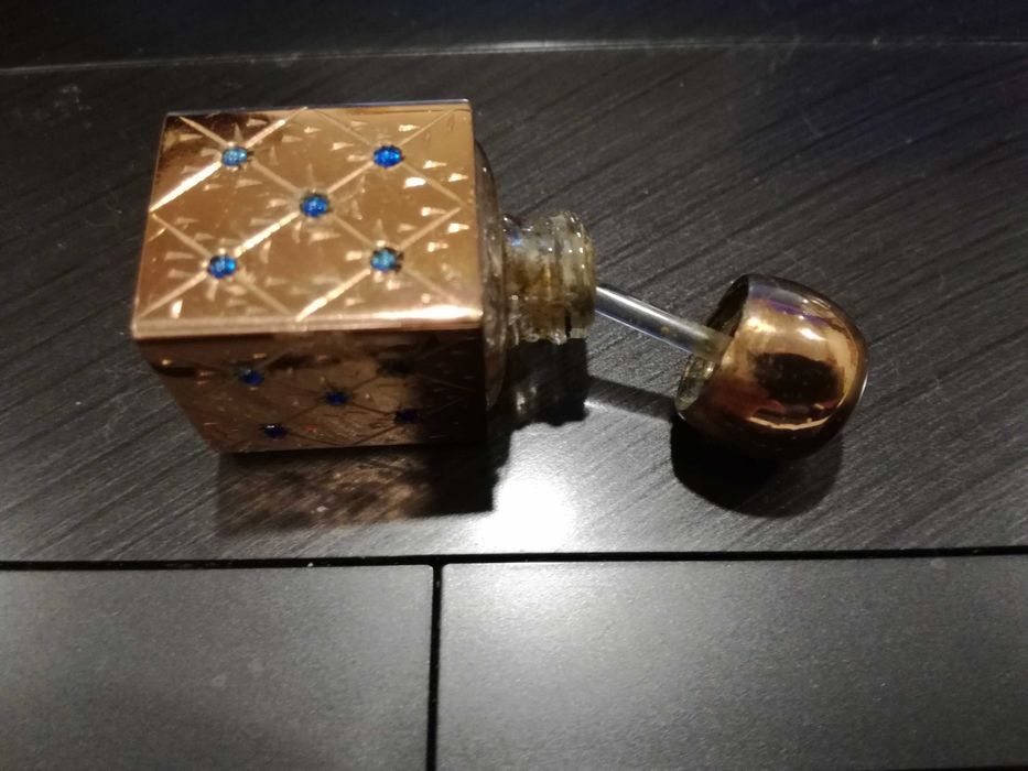 Snuff Bottle-Frasco Perf Miniatura Vidro Montado Metal  Cristais Azuis