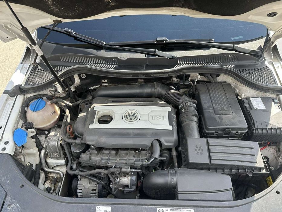 Пасат сс 2012 рік можливий обмін на дешевше авто