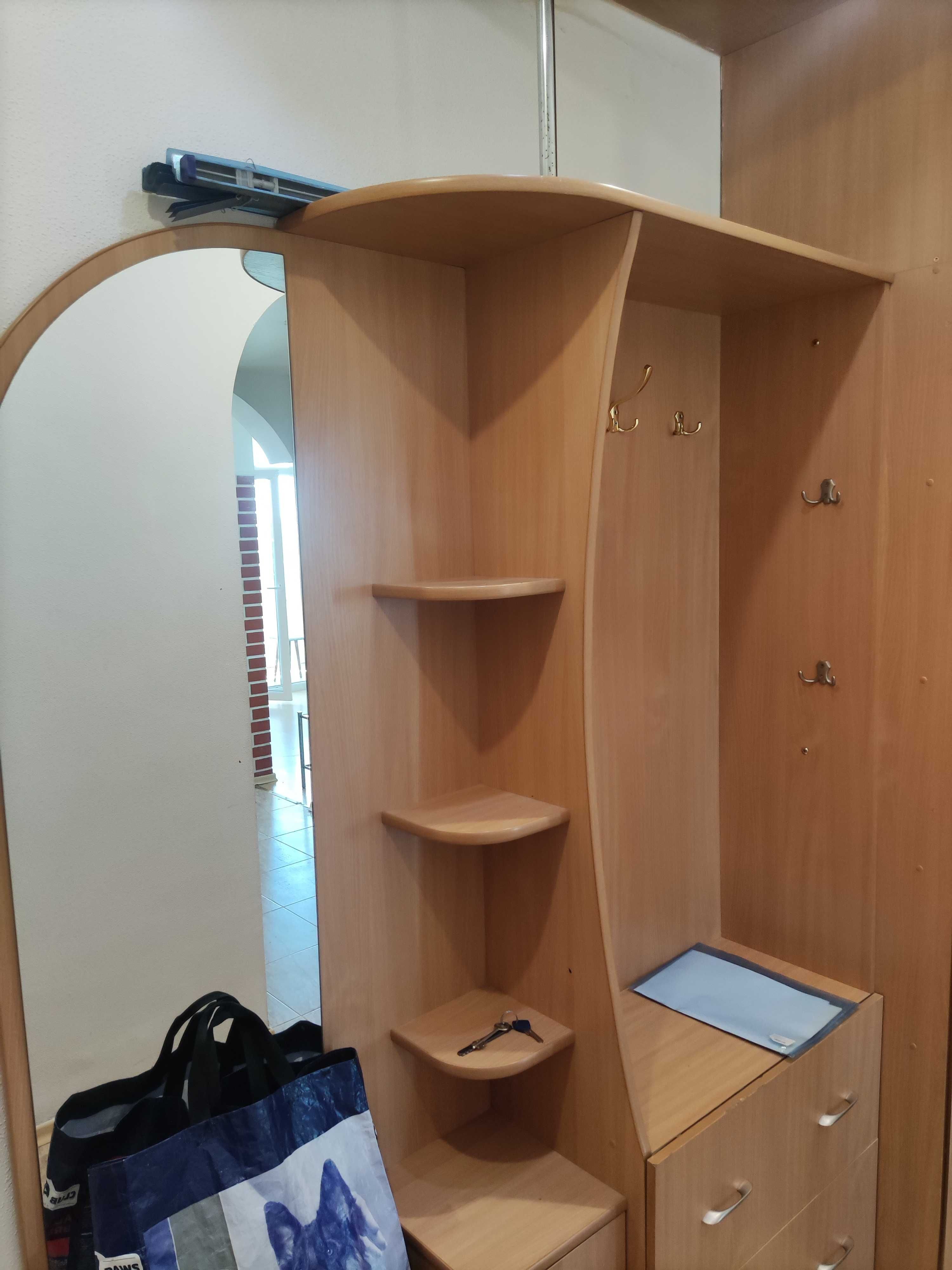 Сдаю 2х ком. квартиру на Никольской