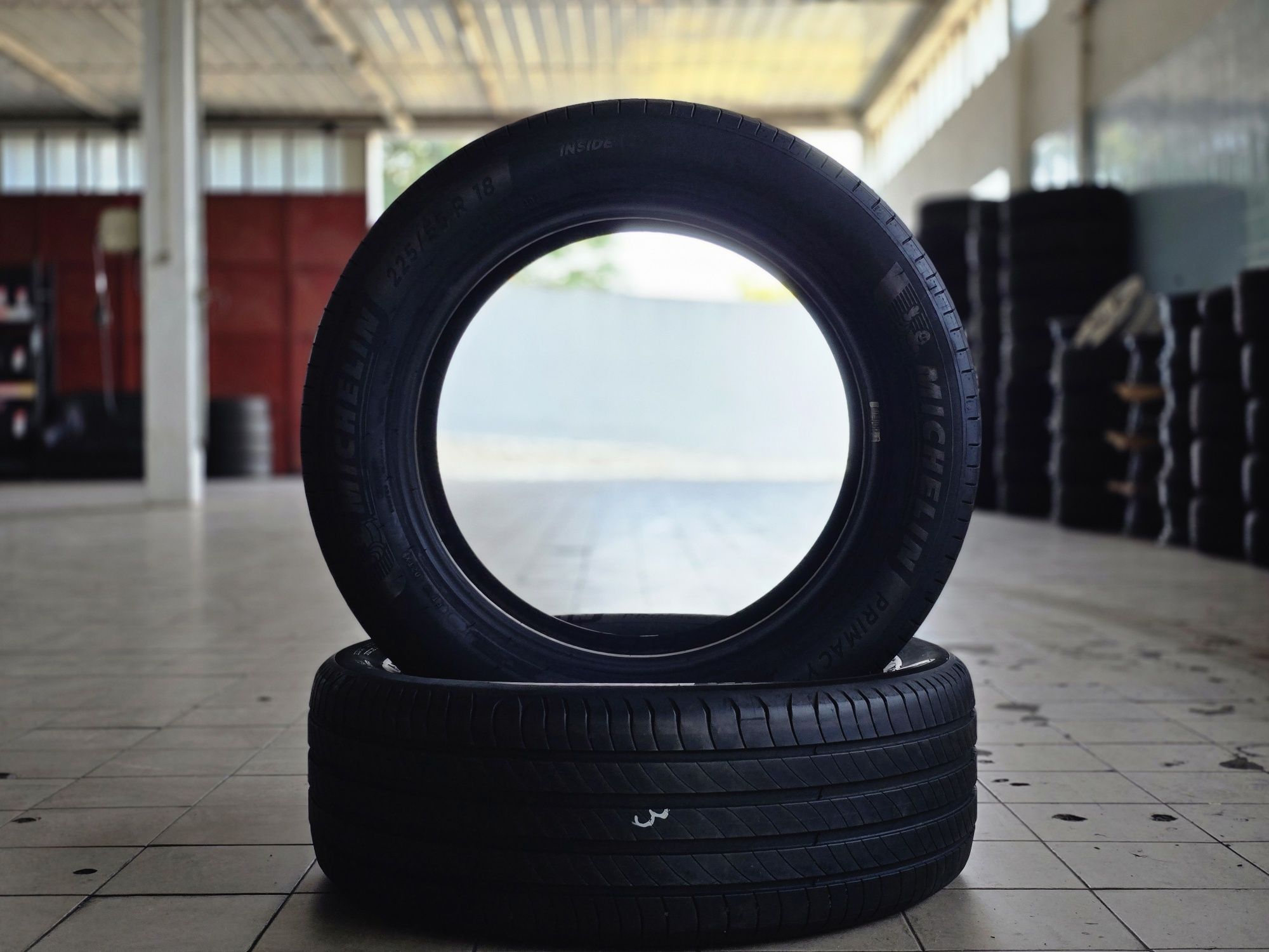 Pneus 225/55 R18