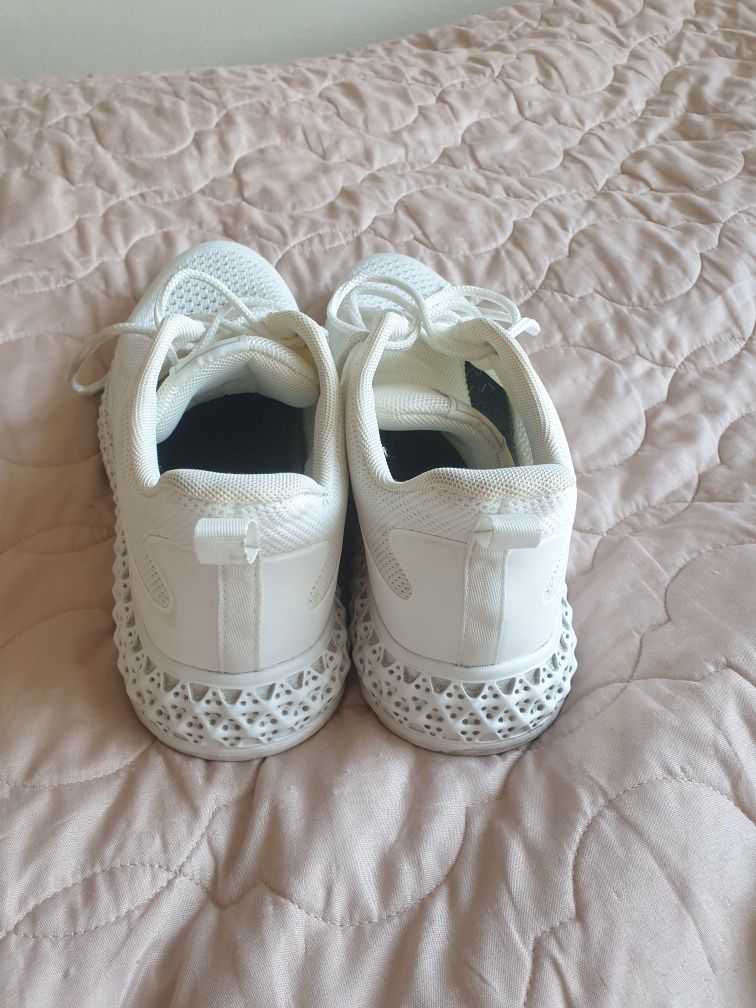 Buty sneakersy męskie Sprandi na lato 47