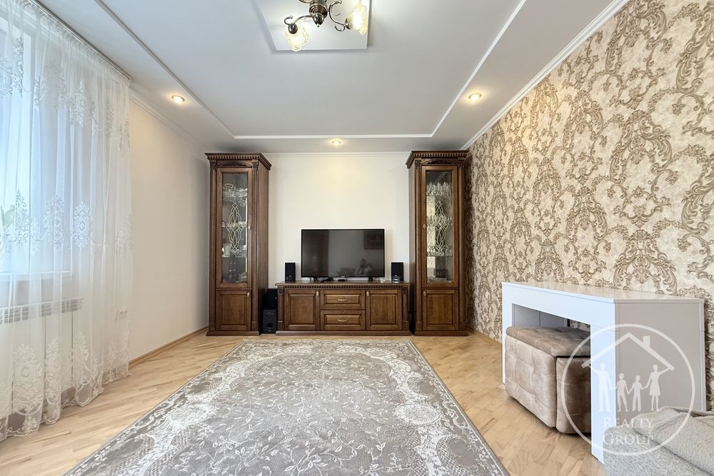 Продам будинок в ближньому центрі!Високий замок!Знесіння!