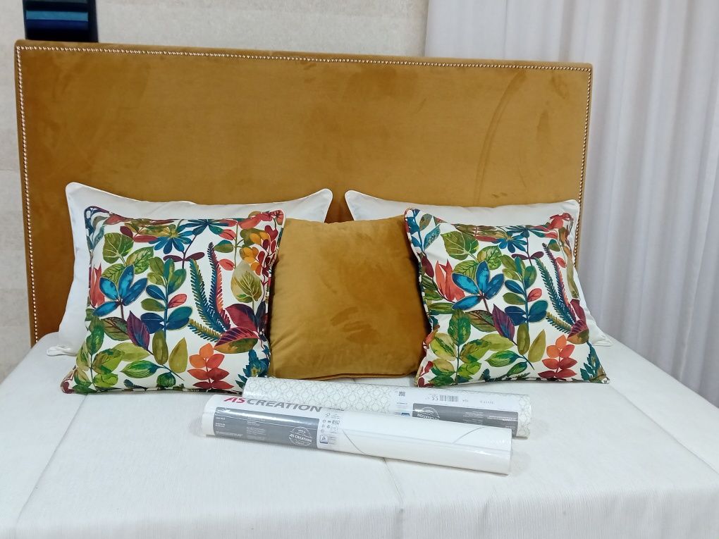 Cabeceira cama com taxas