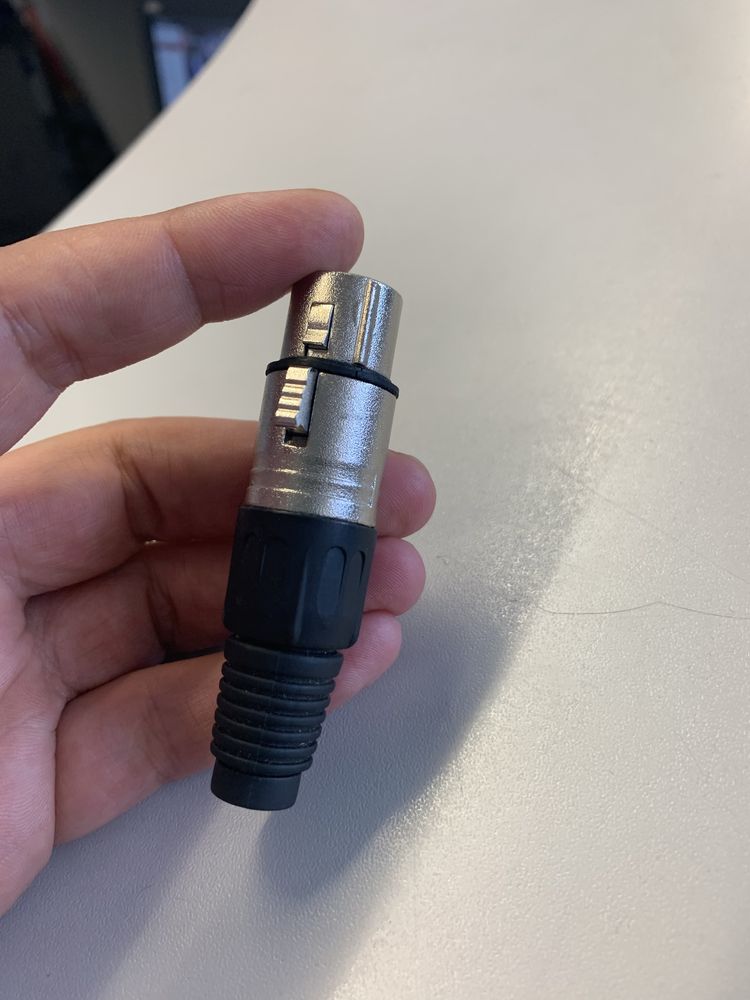 Gniazdo XLR mikrofonowe 3pin na kabel CZARNE(