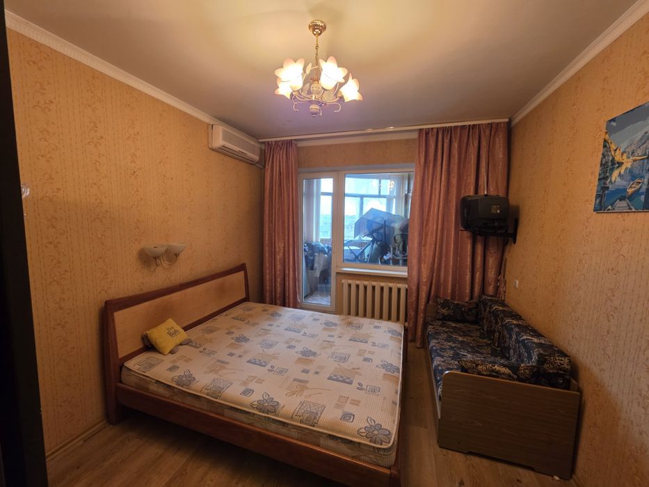 4 комнатная ул. Украинская, 2 на пересечении с Свято-Николаевской