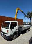 Nissan Cabstar com grua