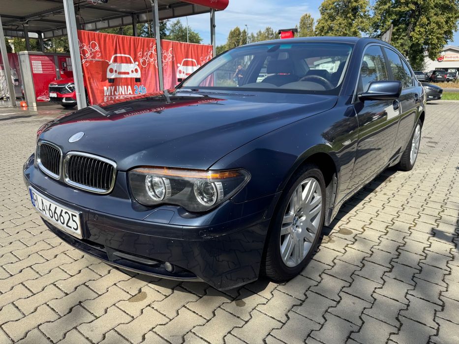 BMW Seria 7 745i 4.4 V8 z LPG Automat Full Opcja
