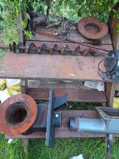 Kompletny podajnik retortowy do pieca ślimak motoreduktor dmuchawa