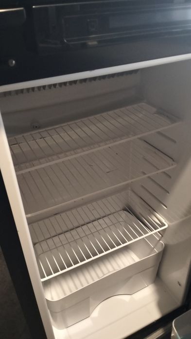 Frigorífico Thetford 141 litros 12v 220v Gaz