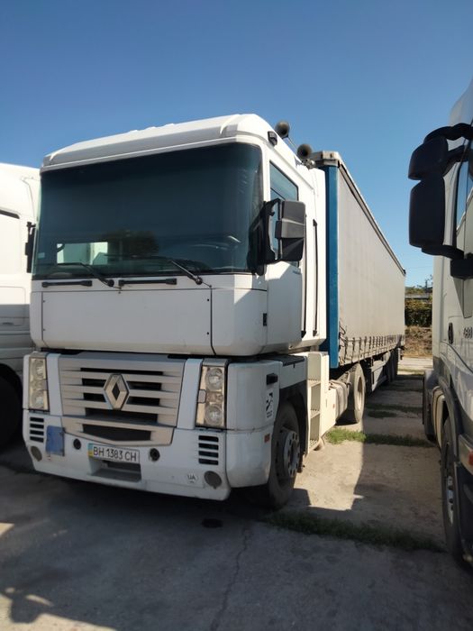 Продам свой тягач Renault Magnum 2003 с полуприцепом штора kogel