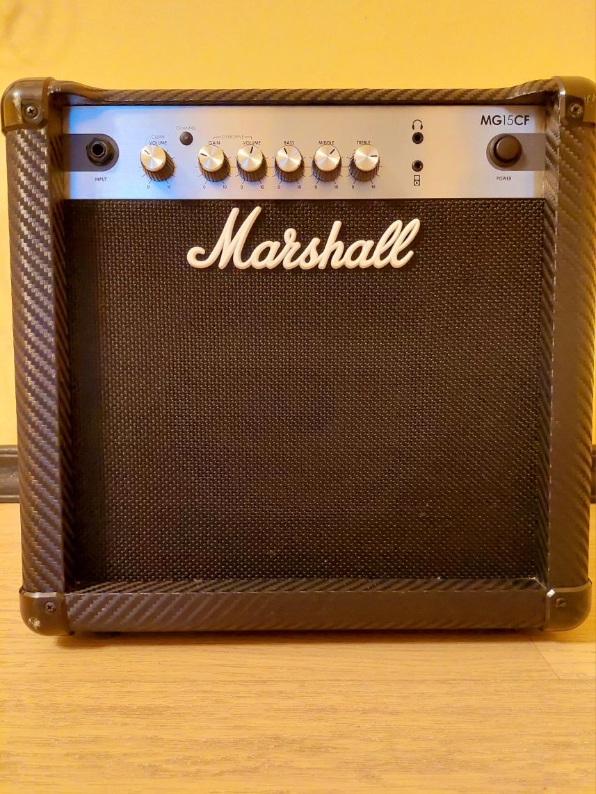 Комбопідсилювач Marshall MG15CF 15W