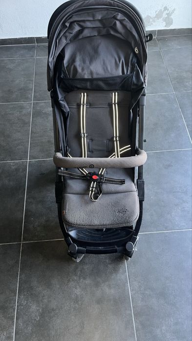 Carrinho de passeio Kubic.