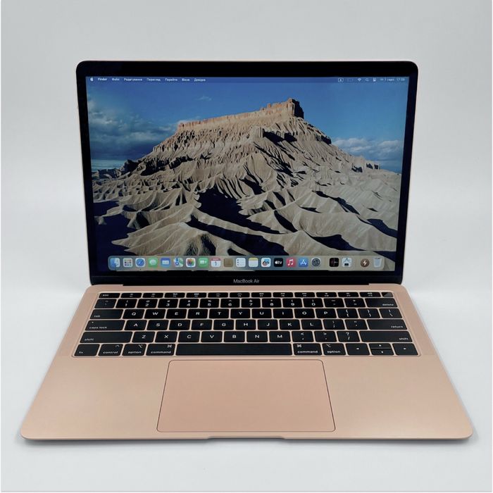 MacBook air 13 2020 M1 GOLD 258 gb 8 продам Макбук