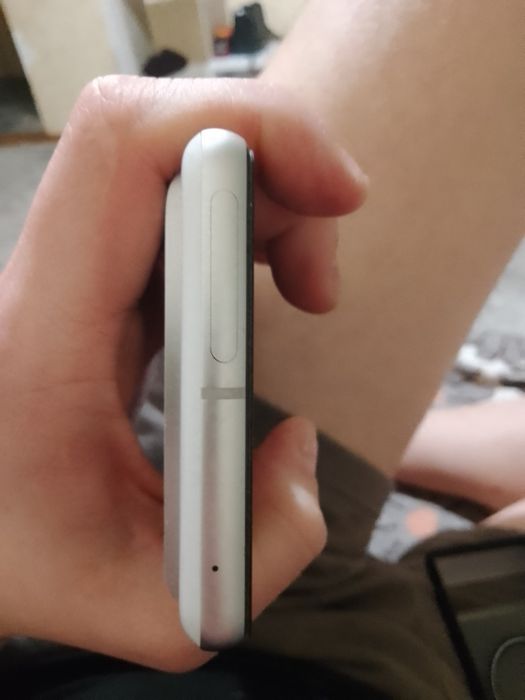 Продам google pixel 7