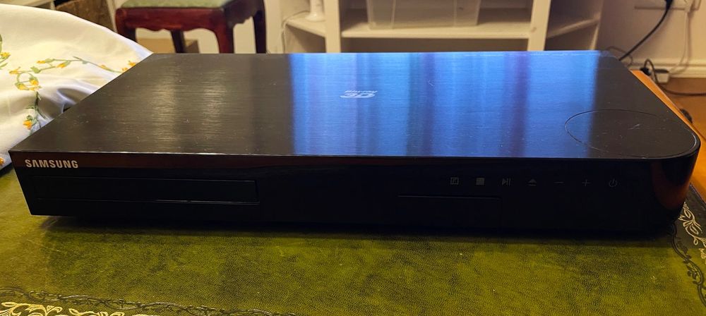 Home Theatre DVD/Blu-ray 3D Samsung HT-J4500 5.1 500W