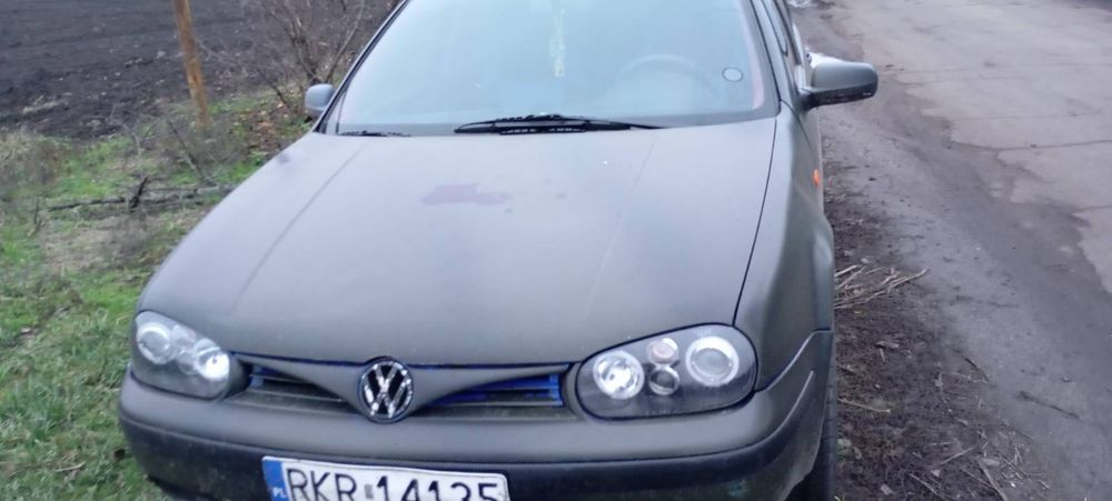 Продам Volkswagen Golf 4