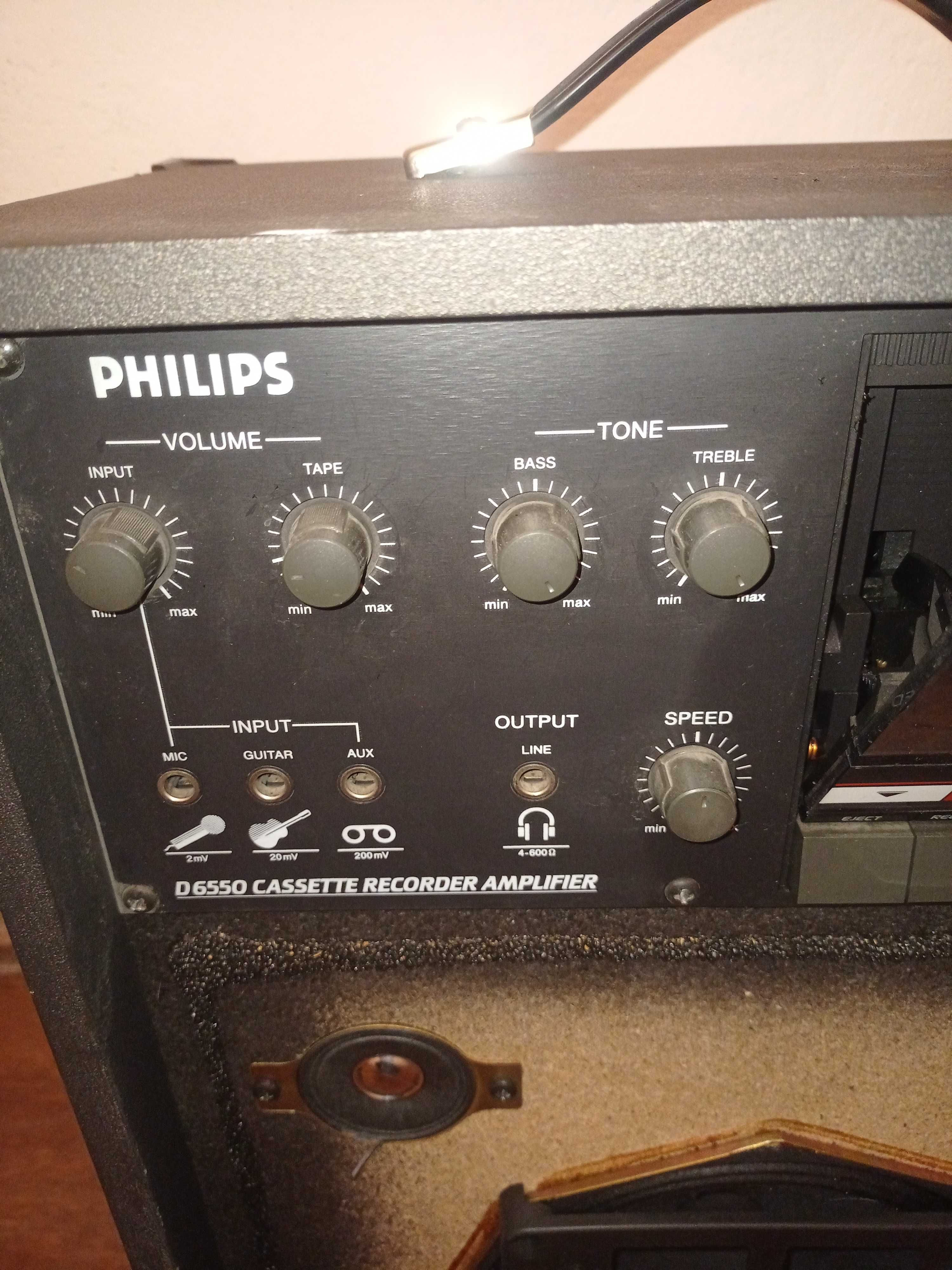 Wzmacniacz do gitary z kasetą.Philips.