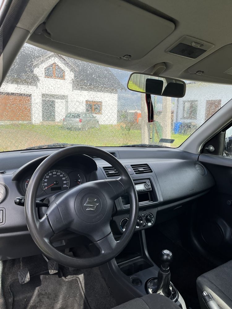 Suzuki Swift 2010