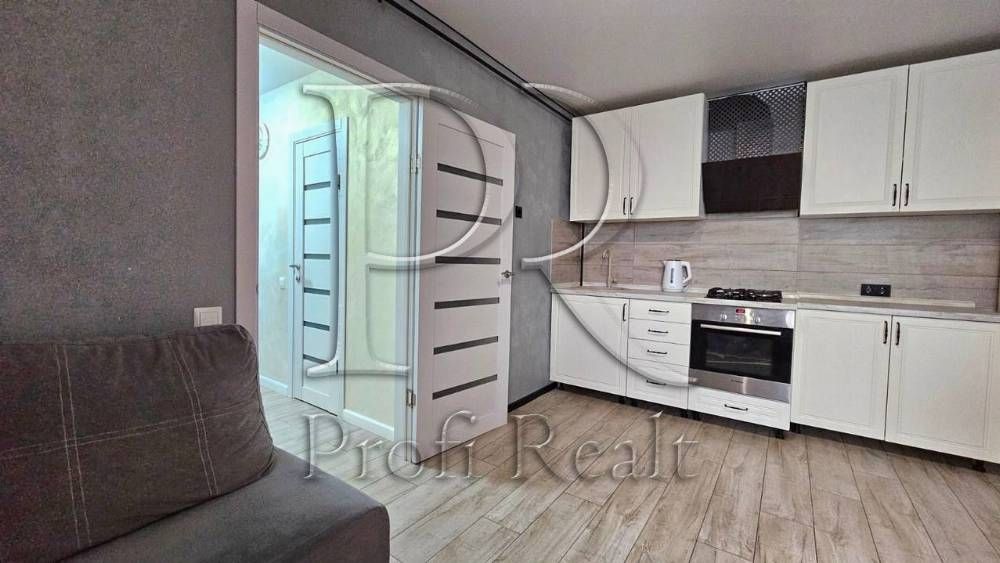 Продаж 1 кімн. квартири за адресою Теплична 48!Софіївська Борщагівка!