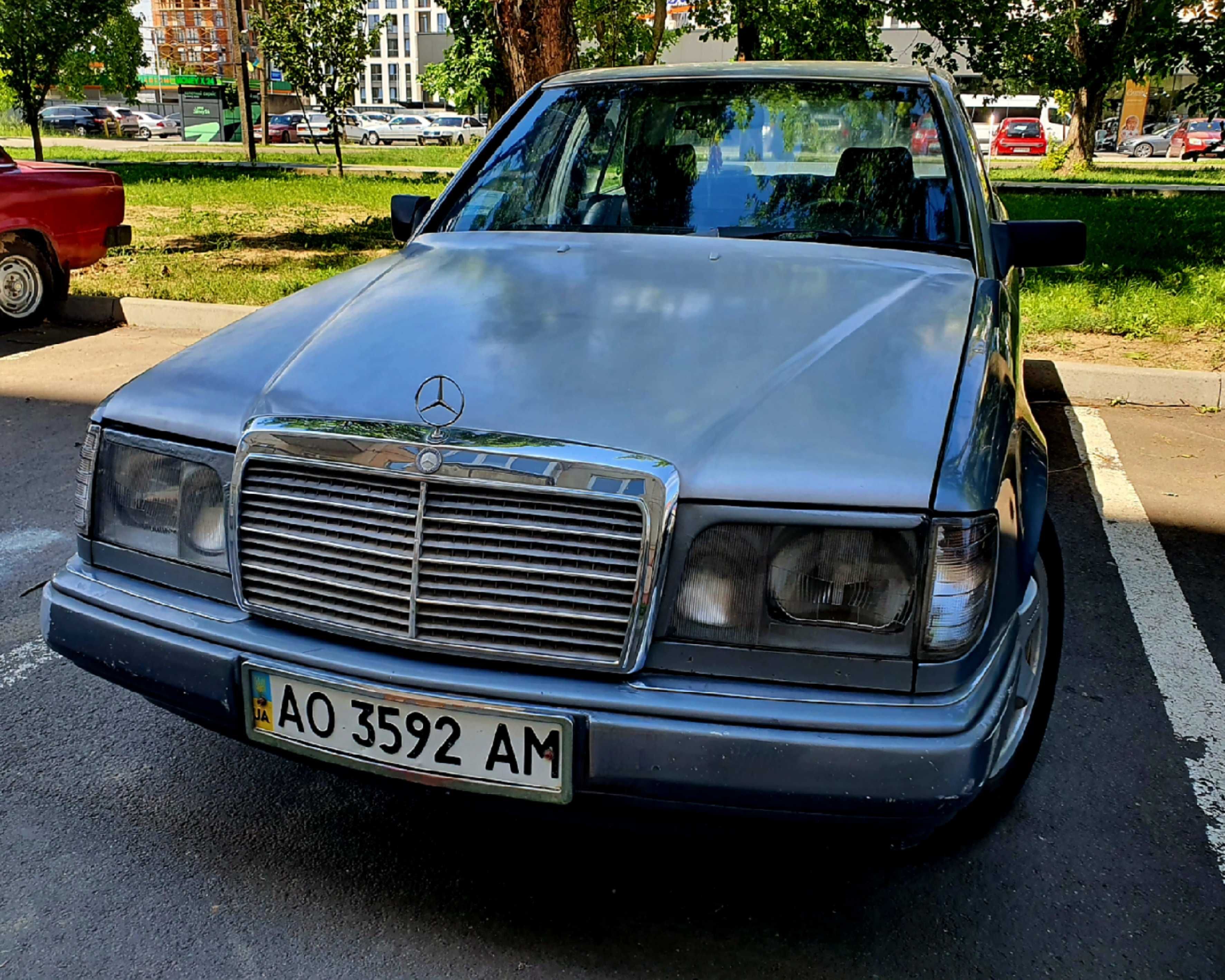 Продам Мерседес Е 260  1993 року