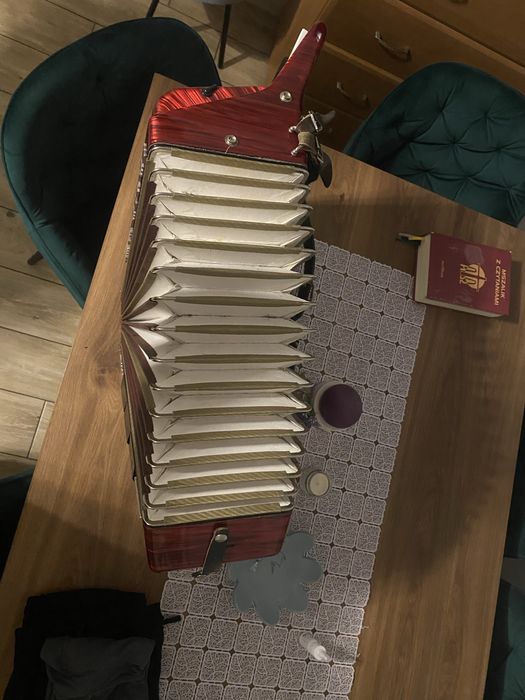 Akordeon weltmeister amigo 80basowy