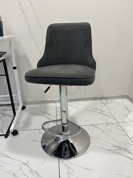 Стілець , стільчик , крісло юск