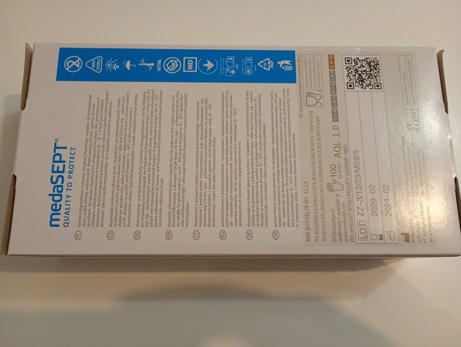 Rękawiczki nitrylowe XL nowe 3 x 100szt