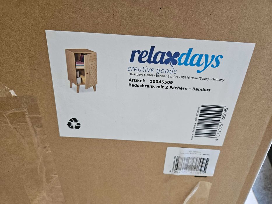 Bambusowa szafka łazienkowa z drzwiczkami