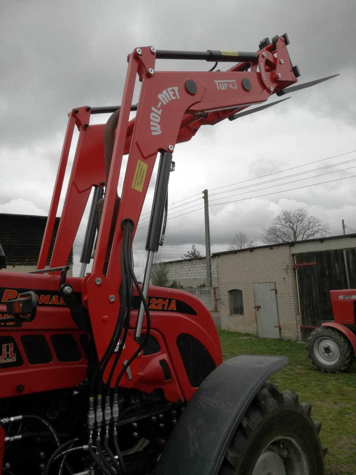 Ładowacz czołowy TUR 4 1500kg udźwigu transport montaż