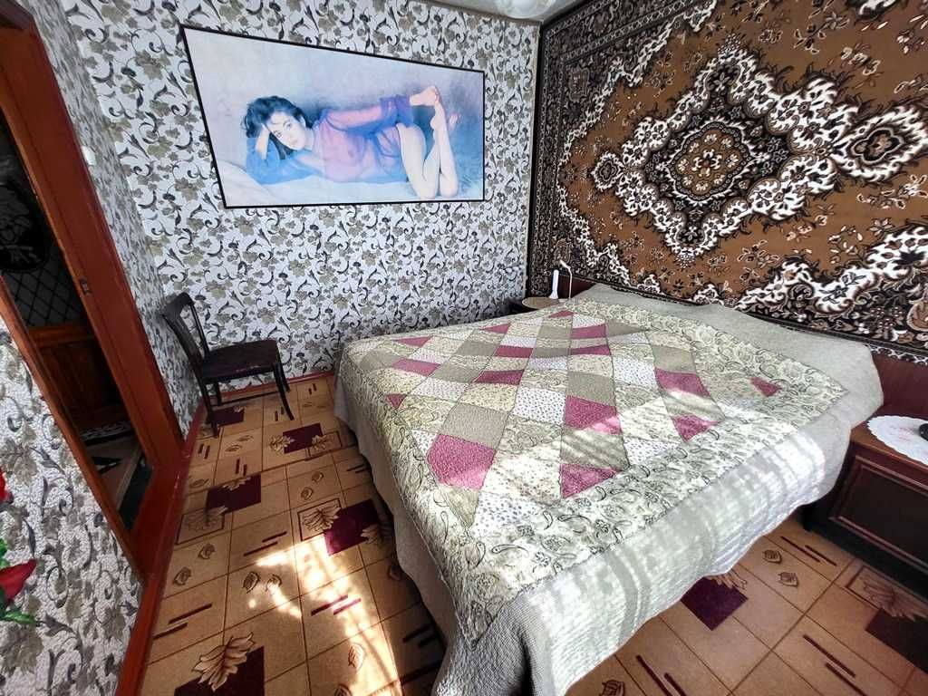 Продаж будинка, ТОРГ. Вул. Центральна, пригород Запоріжжя, 5 км.