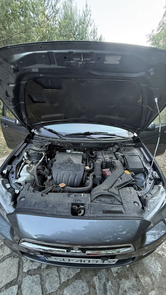 mitsubishi lancer