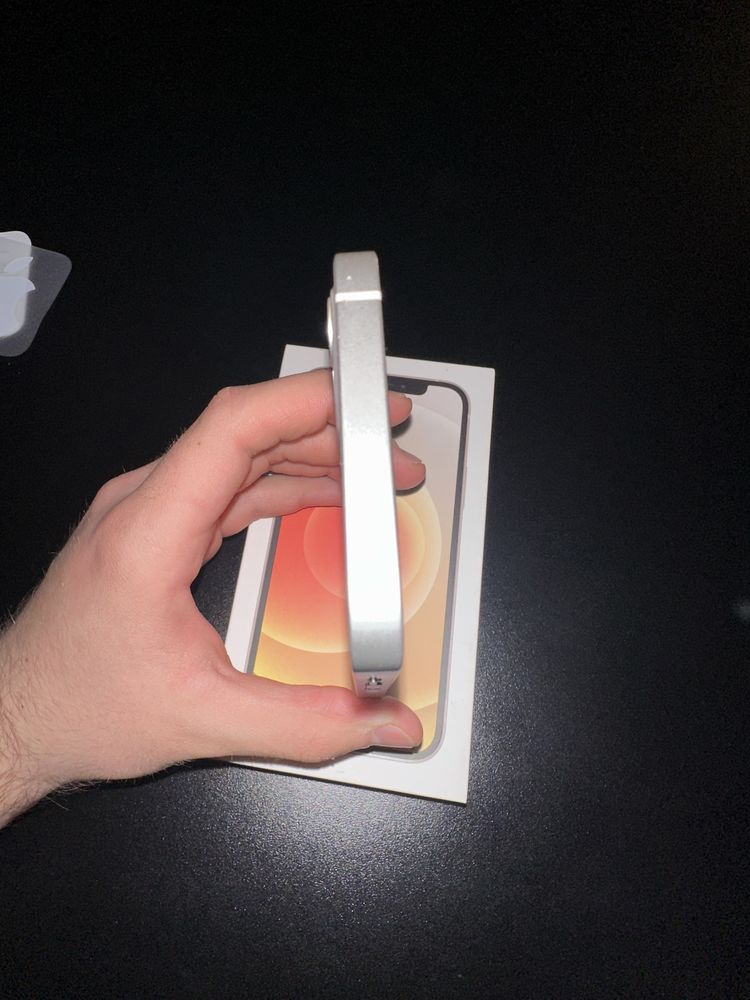 IPhone 12 64gb White (Айфон 12 64гб Белый)