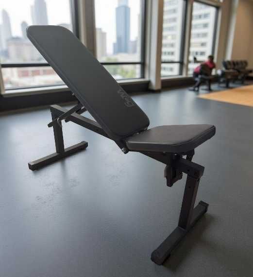 Лавка для жиму жима штанги гантель W05 регульована Скамья Лава Топ