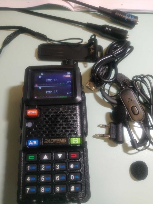 Nowy Radiotelefon Baofeng UV-5RH Zaprog USB-C Dodatkowa Długa antena