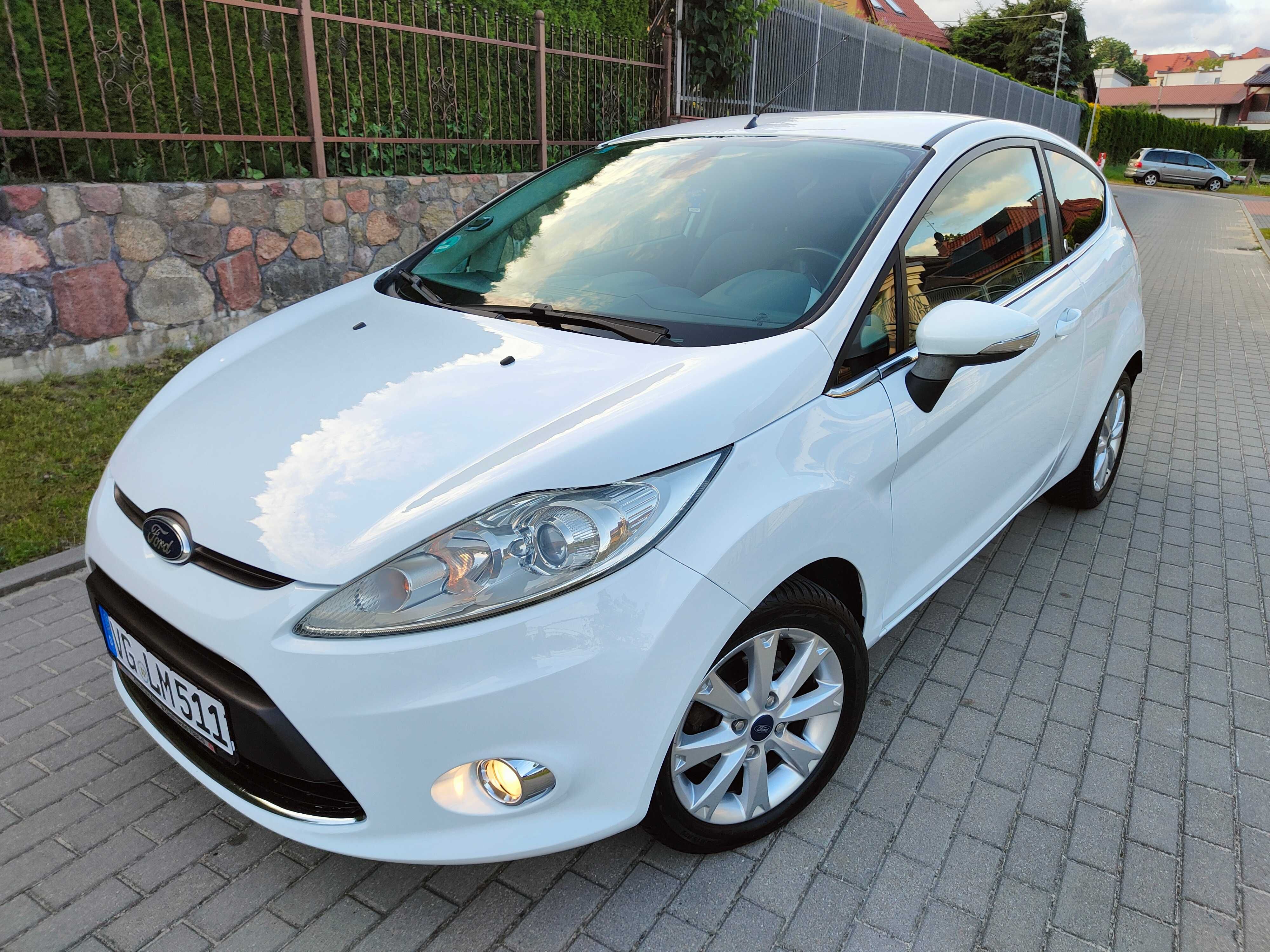Piękny Ford Fiesta*Climatronik*Soczewka*Biała*Komp*Alu*