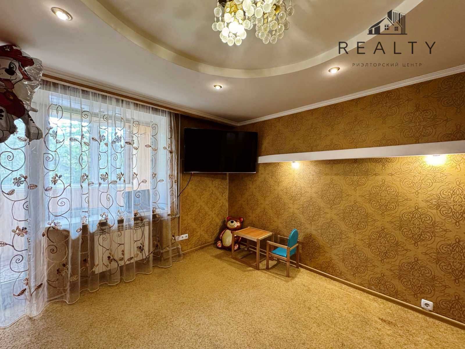 Трикімнатна квартира в р-н Набережної (вул. Кронштадська) 213-129-627