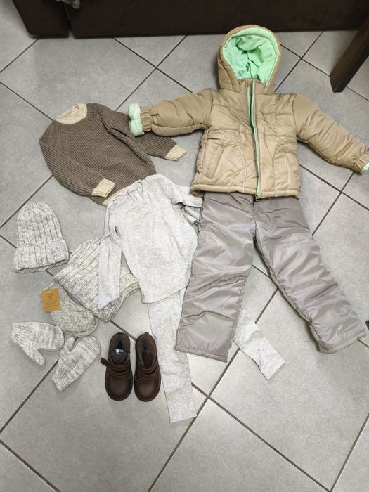 Зимовий комбінезон курточка та штани.