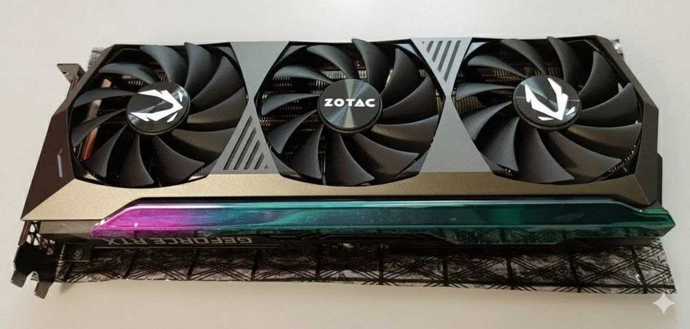 Відеокарта Zotac GAMING GeForce RTX 3070 Ti AMP Holo