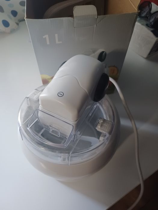 Máquina de fazer gelados 1 litro