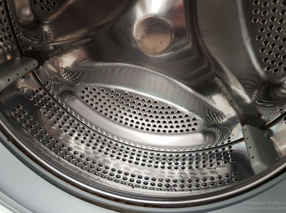 Пральна машинка "LG"