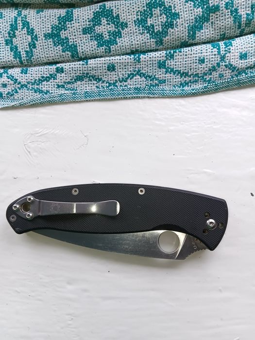 Spyderco нож Resilience G-10