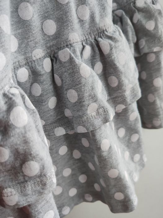 Spódniczki mini zestaw różowa z kieszeniami i szara w groszki 122