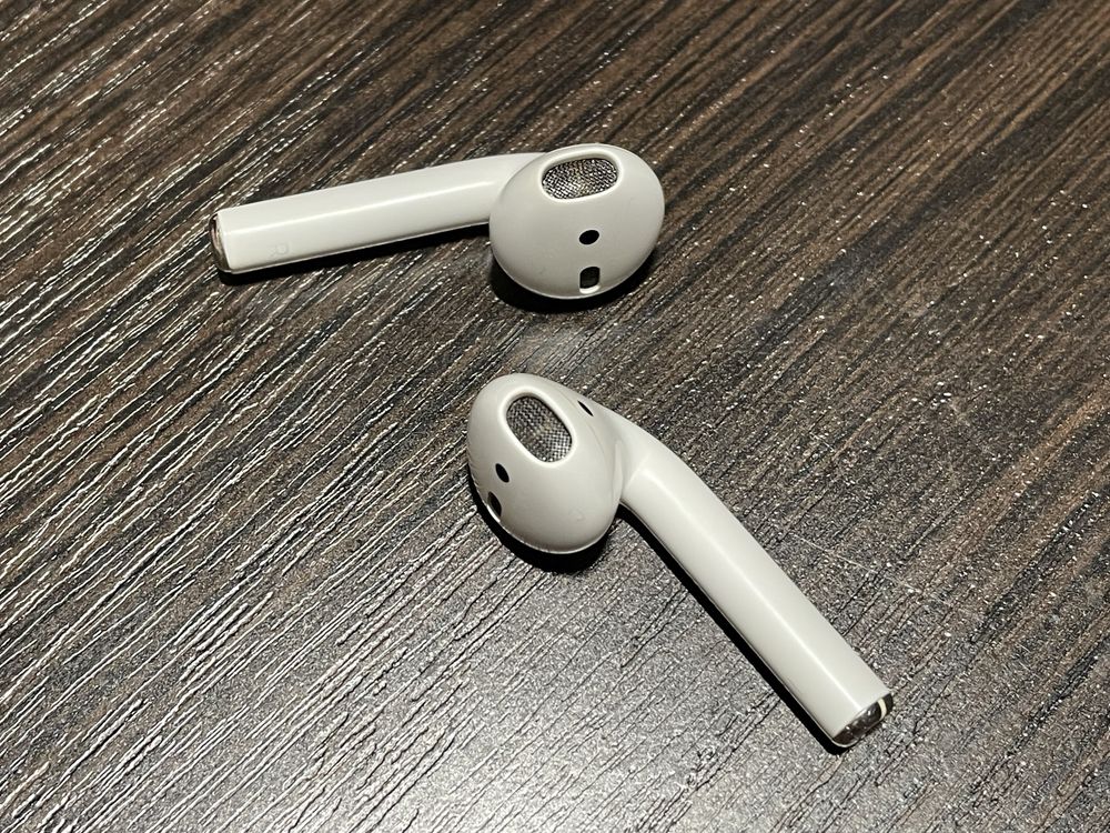 Продам Airpods 2 Apple