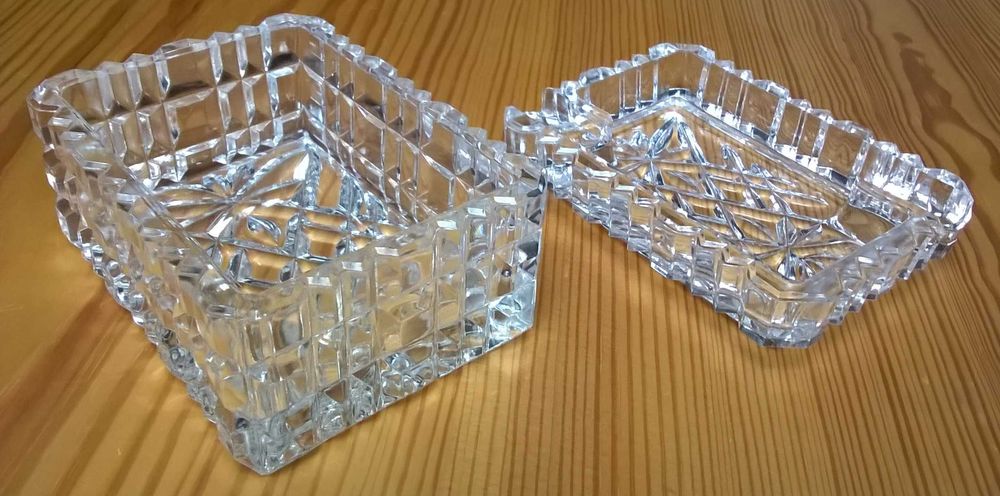 Kryształowa papierośnica z popielniczką – kryształ PRL