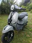 Skuter na wzór Vespa