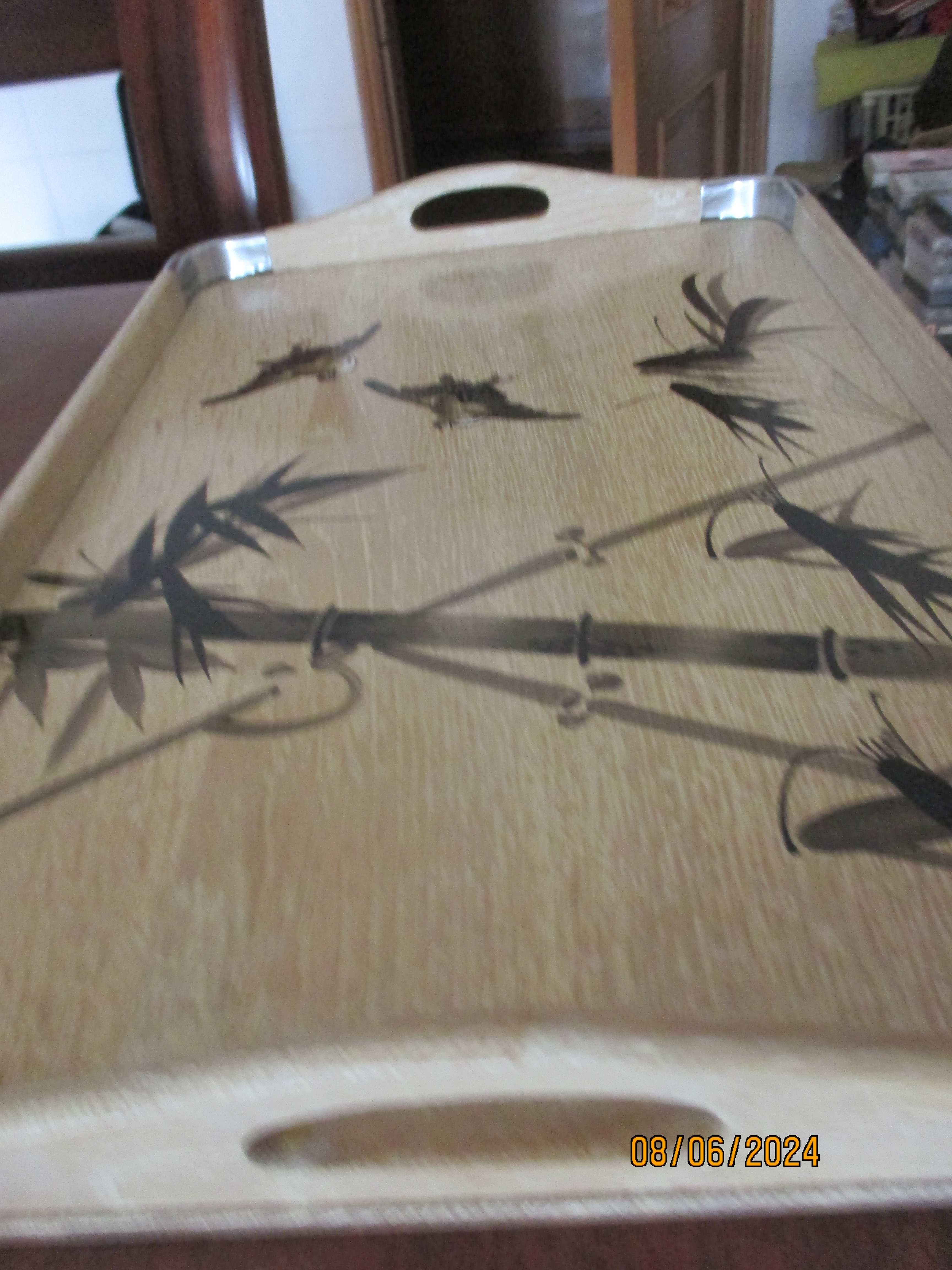 Tabuleiro 41x28 cms