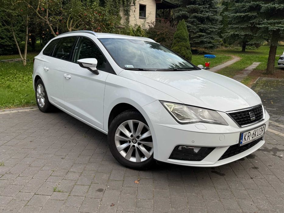 Seat Leon 1.5 ECOTSI 2019r. 131 KM. Salon Polska
