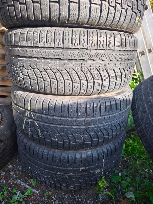 Koła 18x8 cala felgi ATT prawie nowe opony NOKIAN