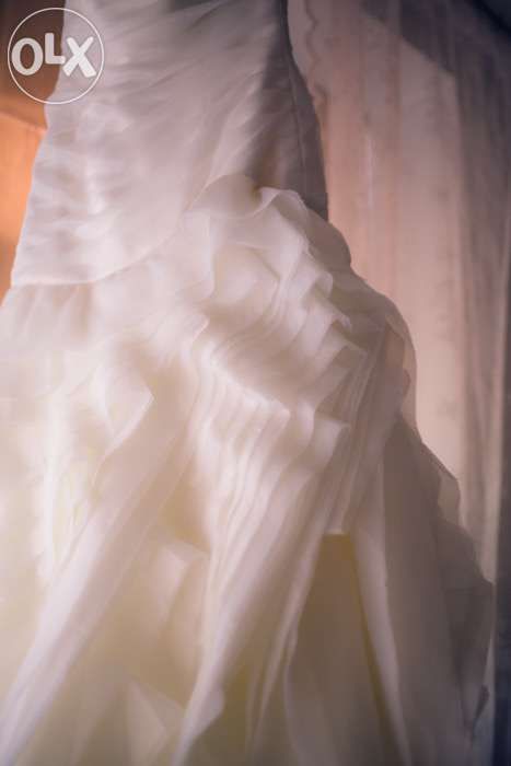 Свадебное платье Vera Wang из Америки! Цвет айвори 46-48 или 10 размер